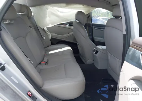 2017 Genesis G80 3.8 from USA, damaged, VIN KMHGN4JE5HU194946